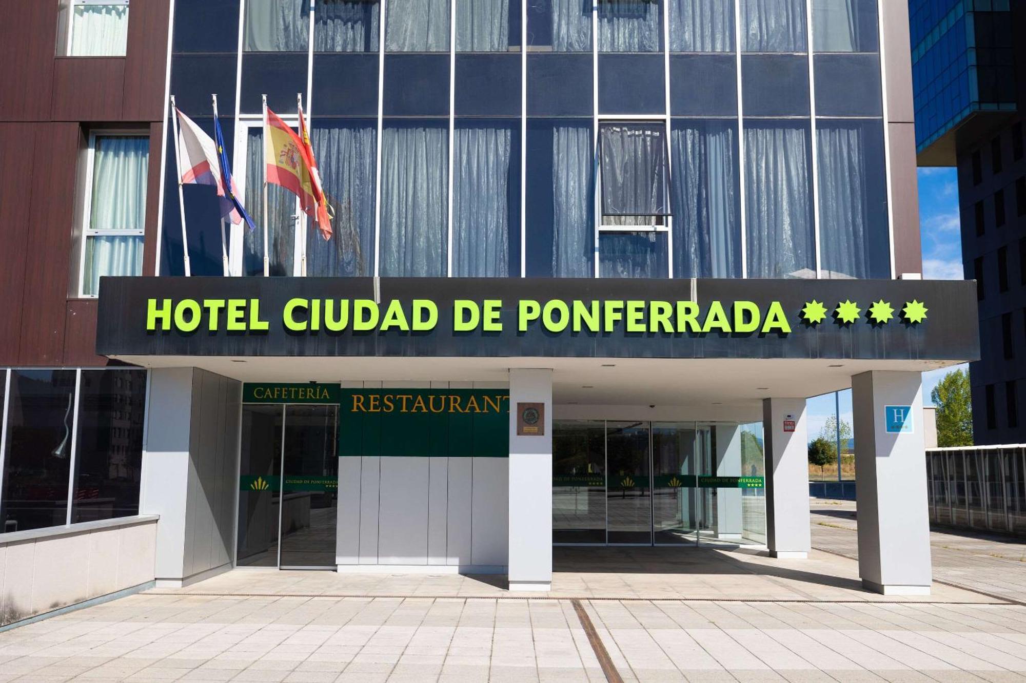 Hotel Ciudad De Ponferrada, Ascend Hotel Collection Ngoại thất bức ảnh